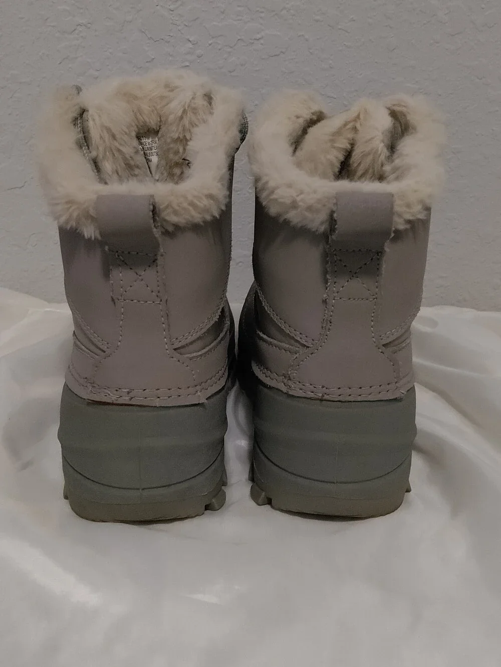 all in motion Kids Gray Lace-Up Faux Fur Winter Rain & Snow Boots